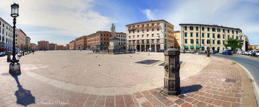 "Dueemme Lodge" , A Pochi Passi Dal Porto Livorno Exteriér fotografie